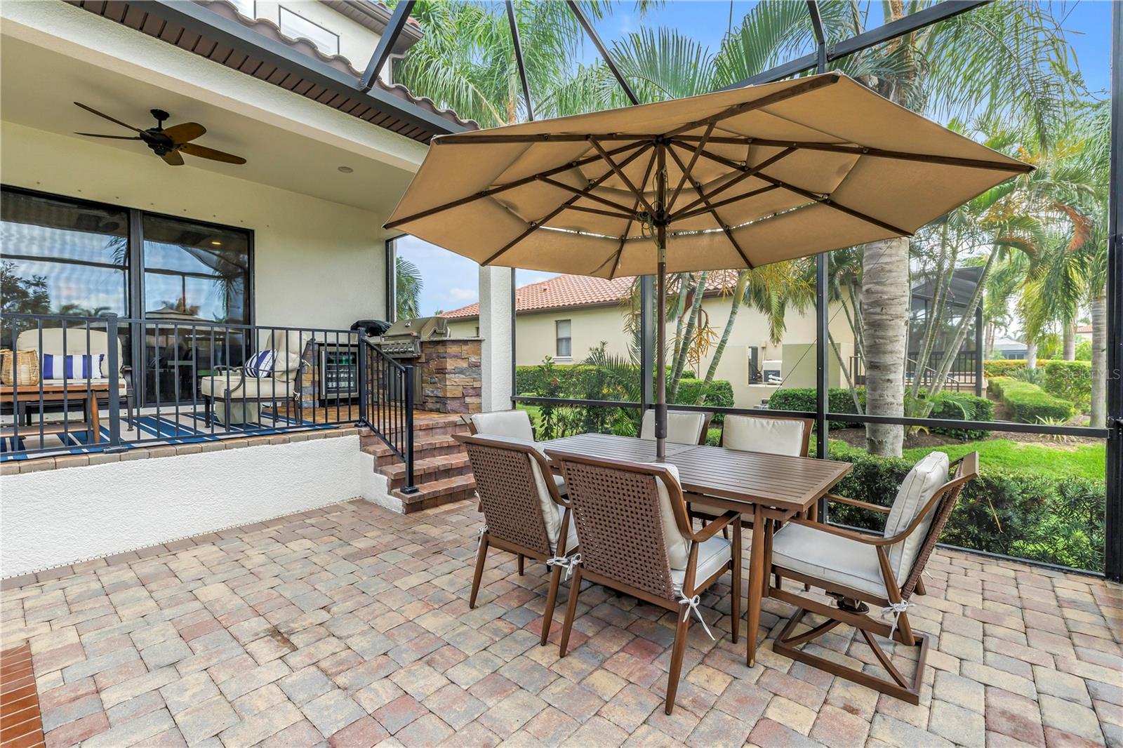 LEGENDS BAY - Residential