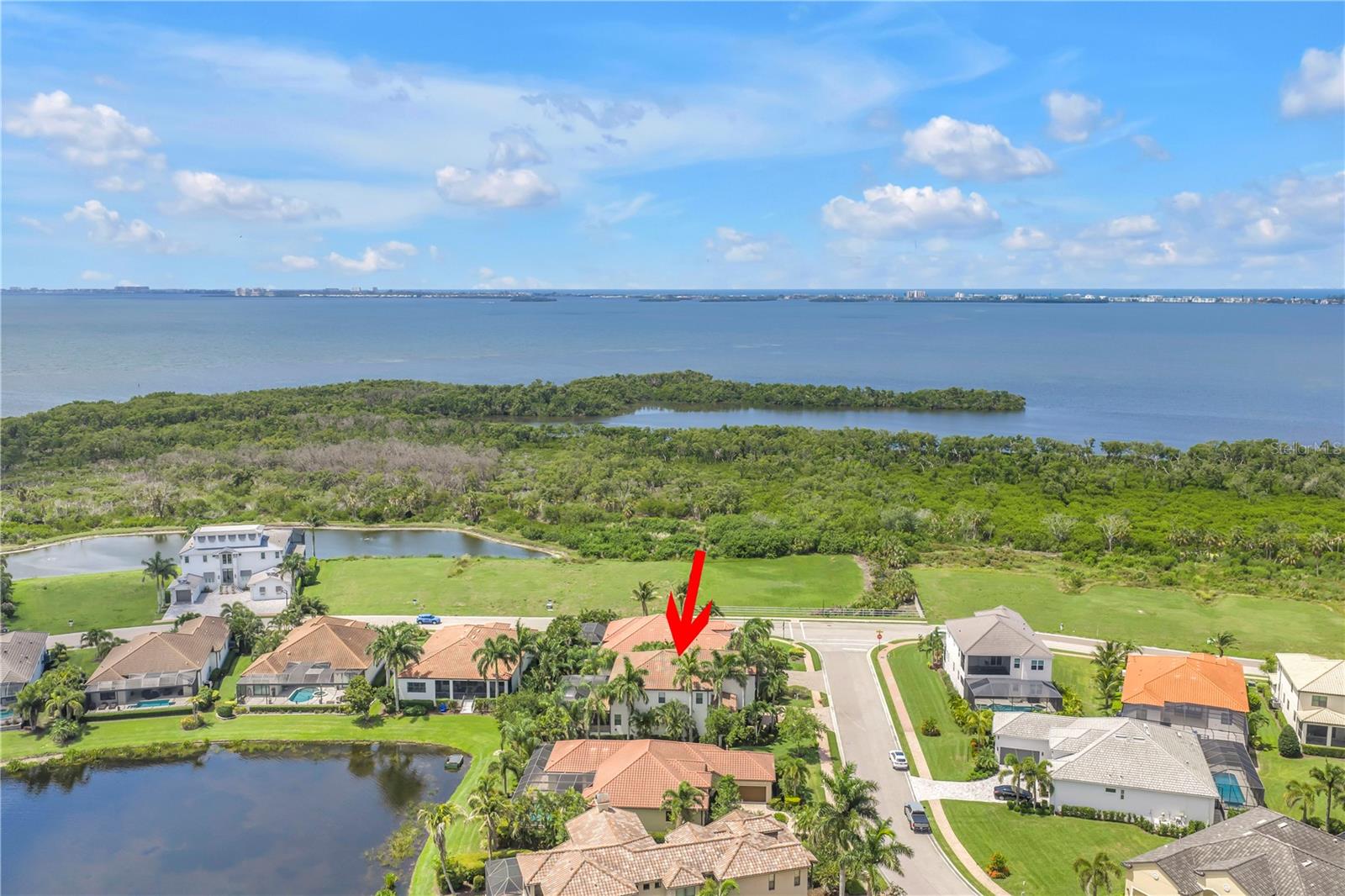 LEGENDS BAY - Residential