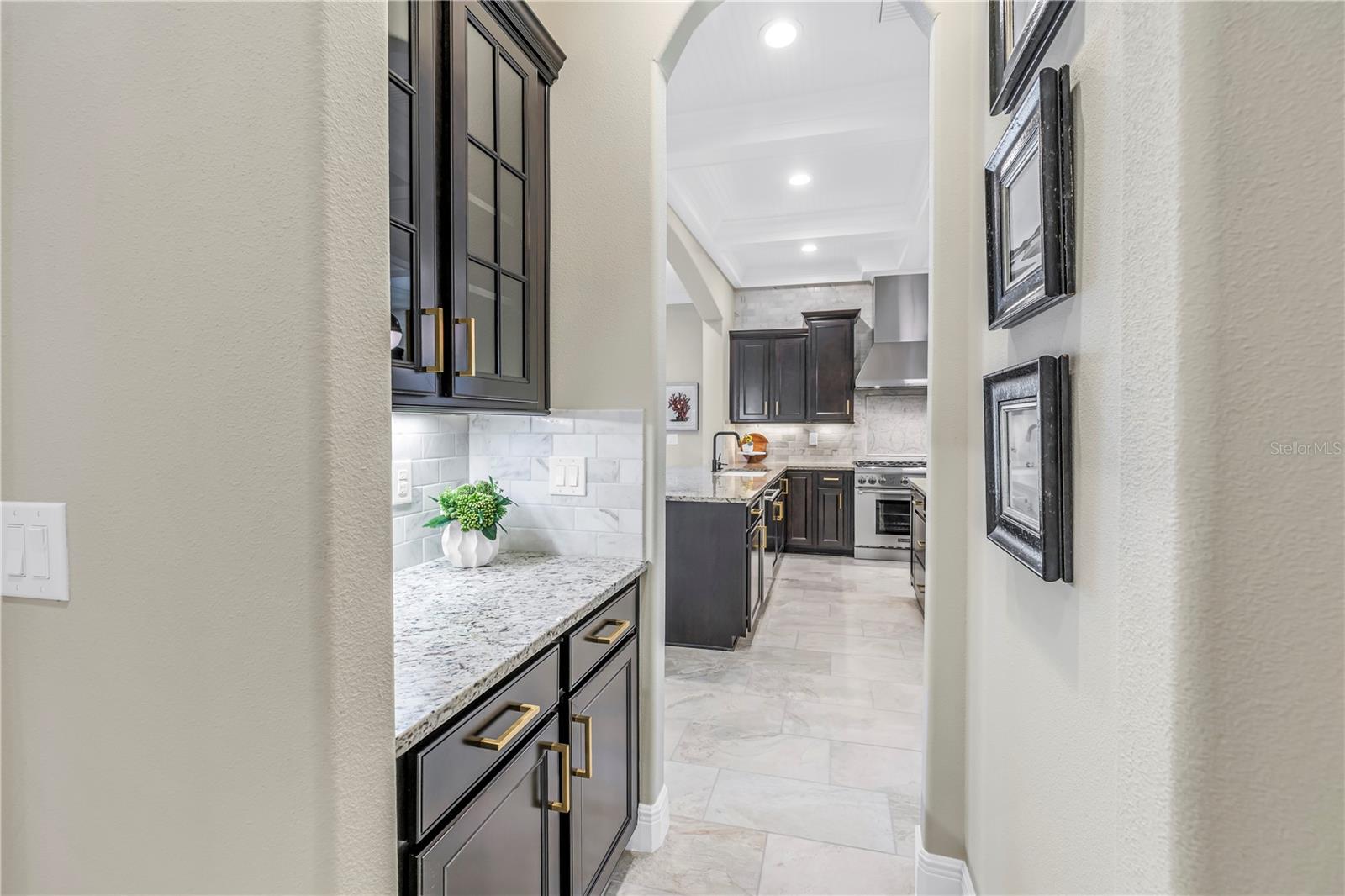 LEGENDS BAY - Residential