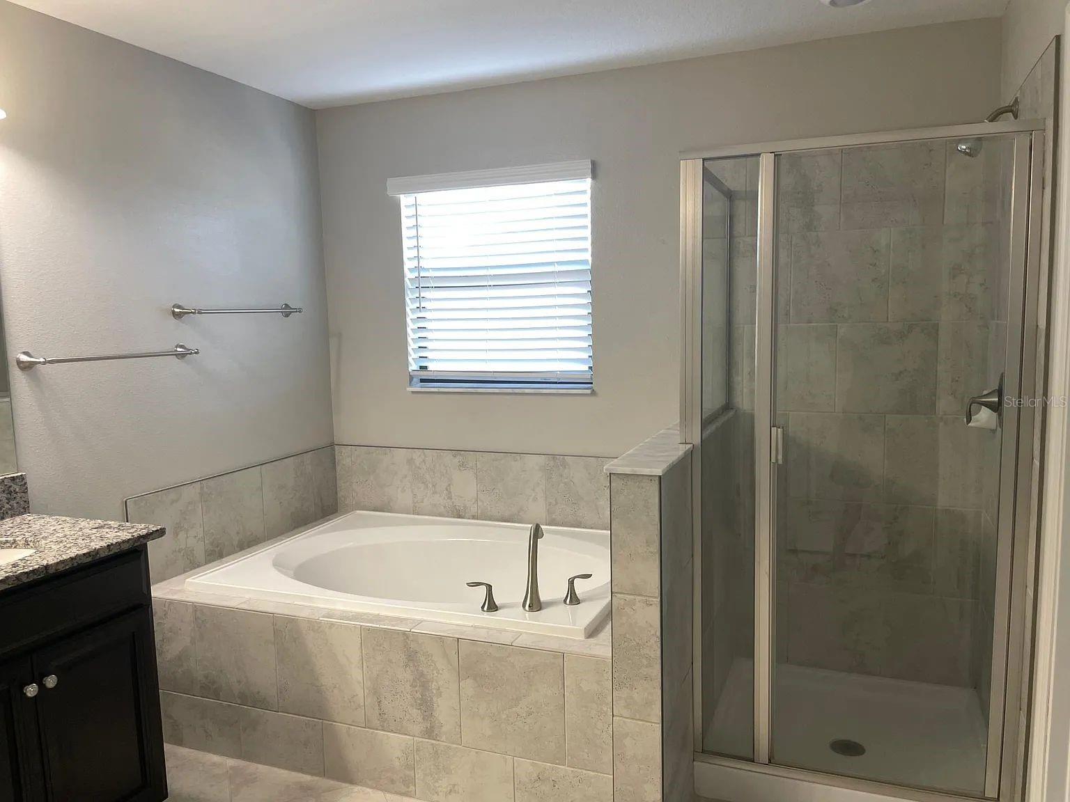 BELMONT NORTH PH 2C - Residential Lease