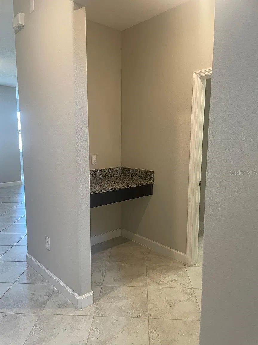 BELMONT NORTH PH 2C - Residential Lease