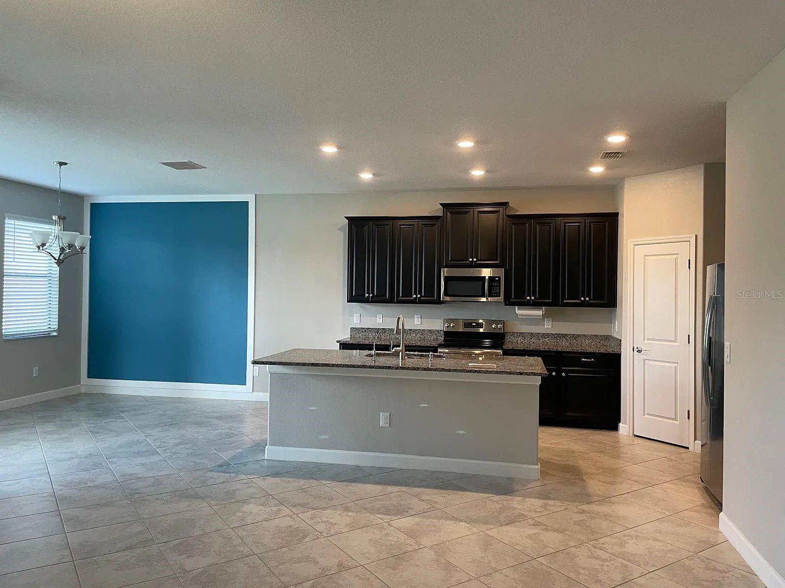 BELMONT NORTH PH 2C - Residential Lease