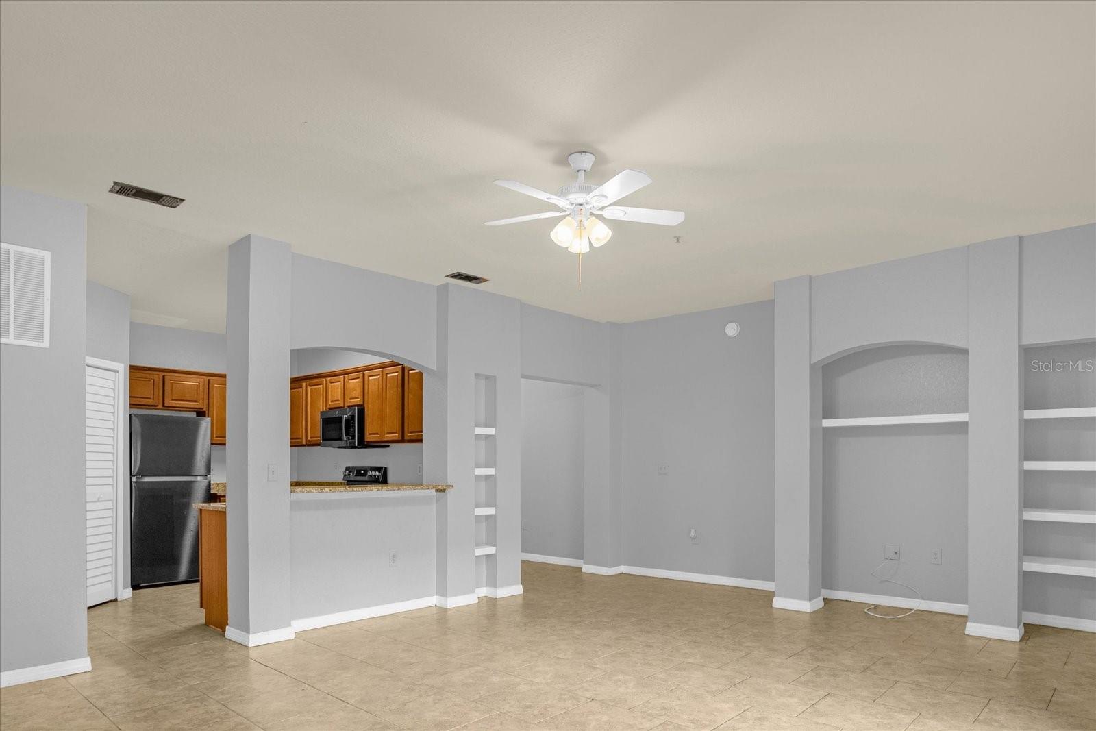 NOTTING HILL A CONDO - Residential