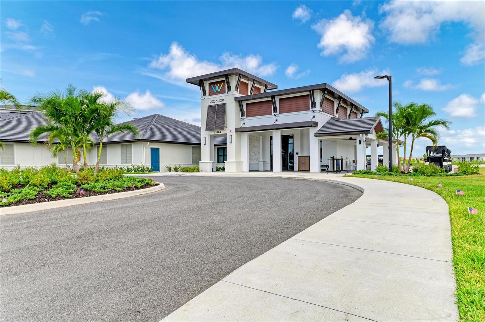 WELLEN PK GOLF & COUNTRY CLUB - Residential
