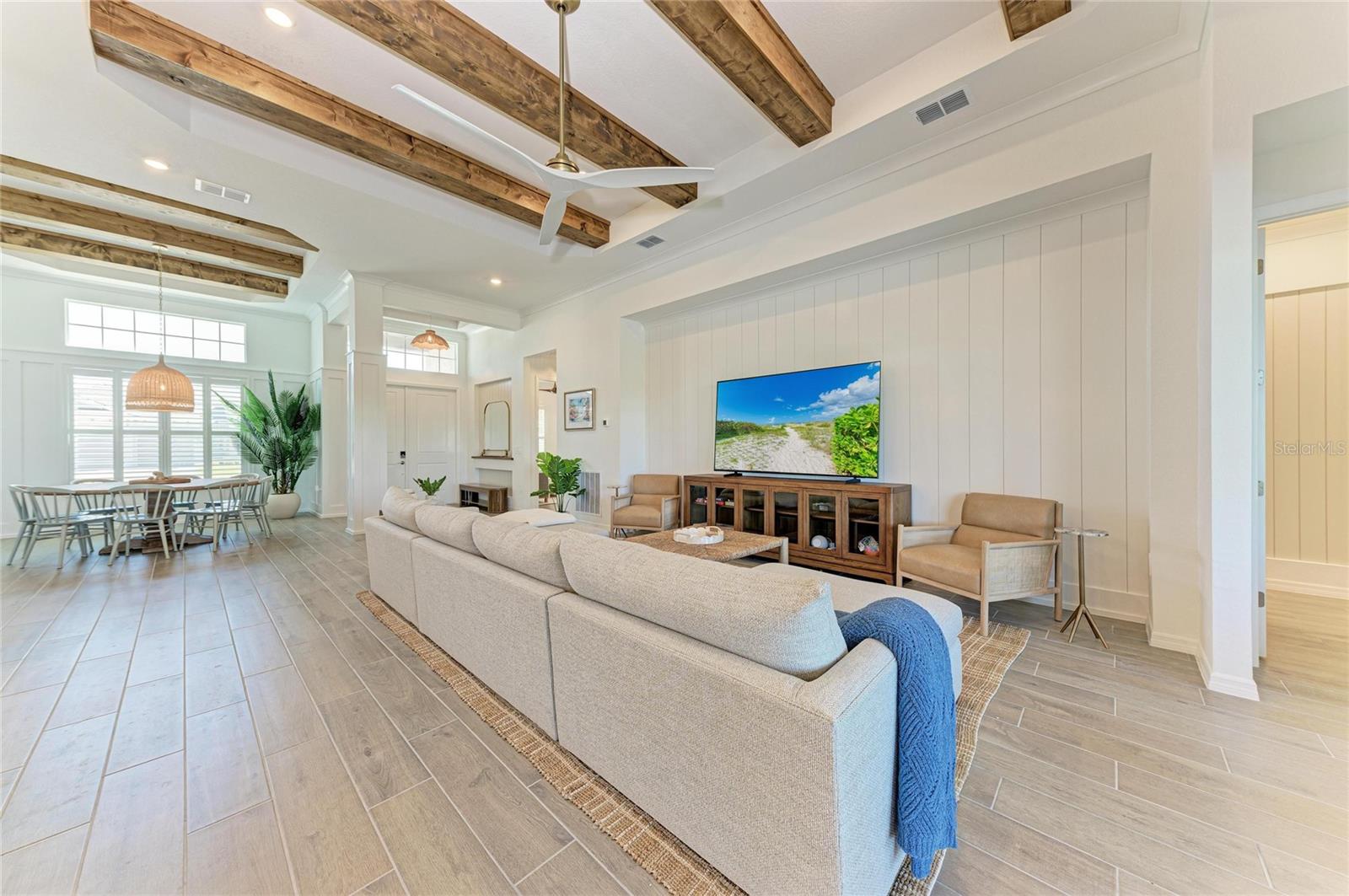 WELLEN PK GOLF & COUNTRY CLUB - Residential