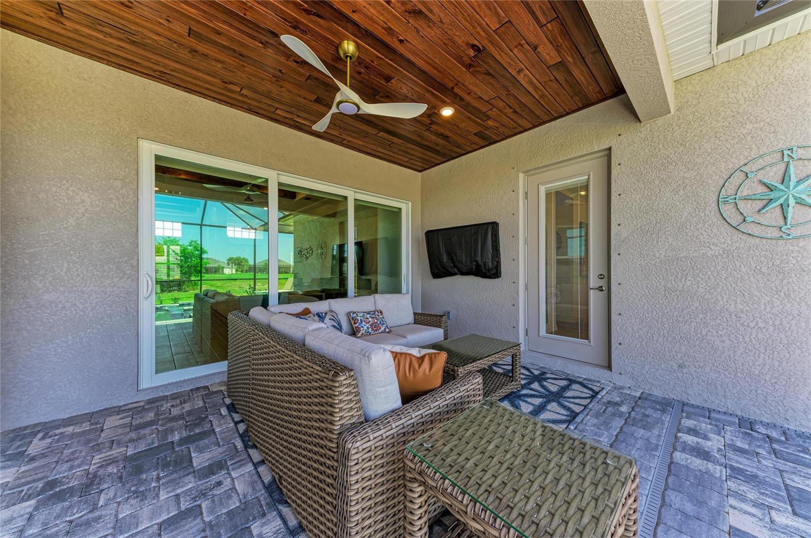 WELLEN PK GOLF & COUNTRY CLUB - Residential