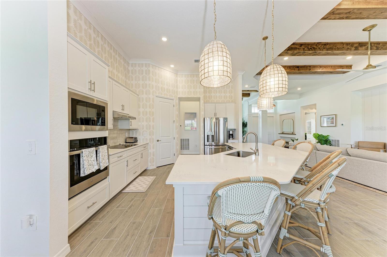 WELLEN PK GOLF & COUNTRY CLUB - Residential