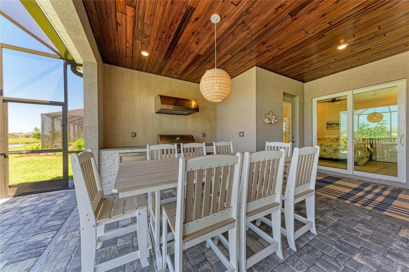 WELLEN PK GOLF & COUNTRY CLUB - Residential