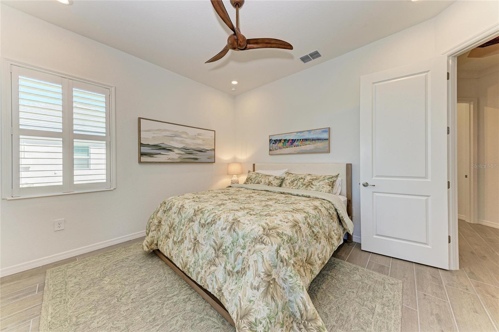 WELLEN PK GOLF & COUNTRY CLUB - Residential