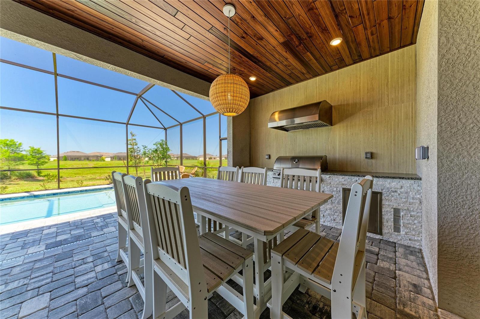 WELLEN PK GOLF & COUNTRY CLUB - Residential