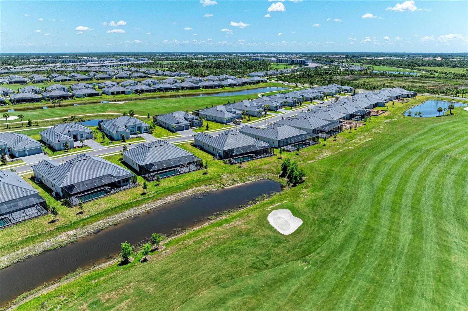 WELLEN PK GOLF & COUNTRY CLUB - Residential