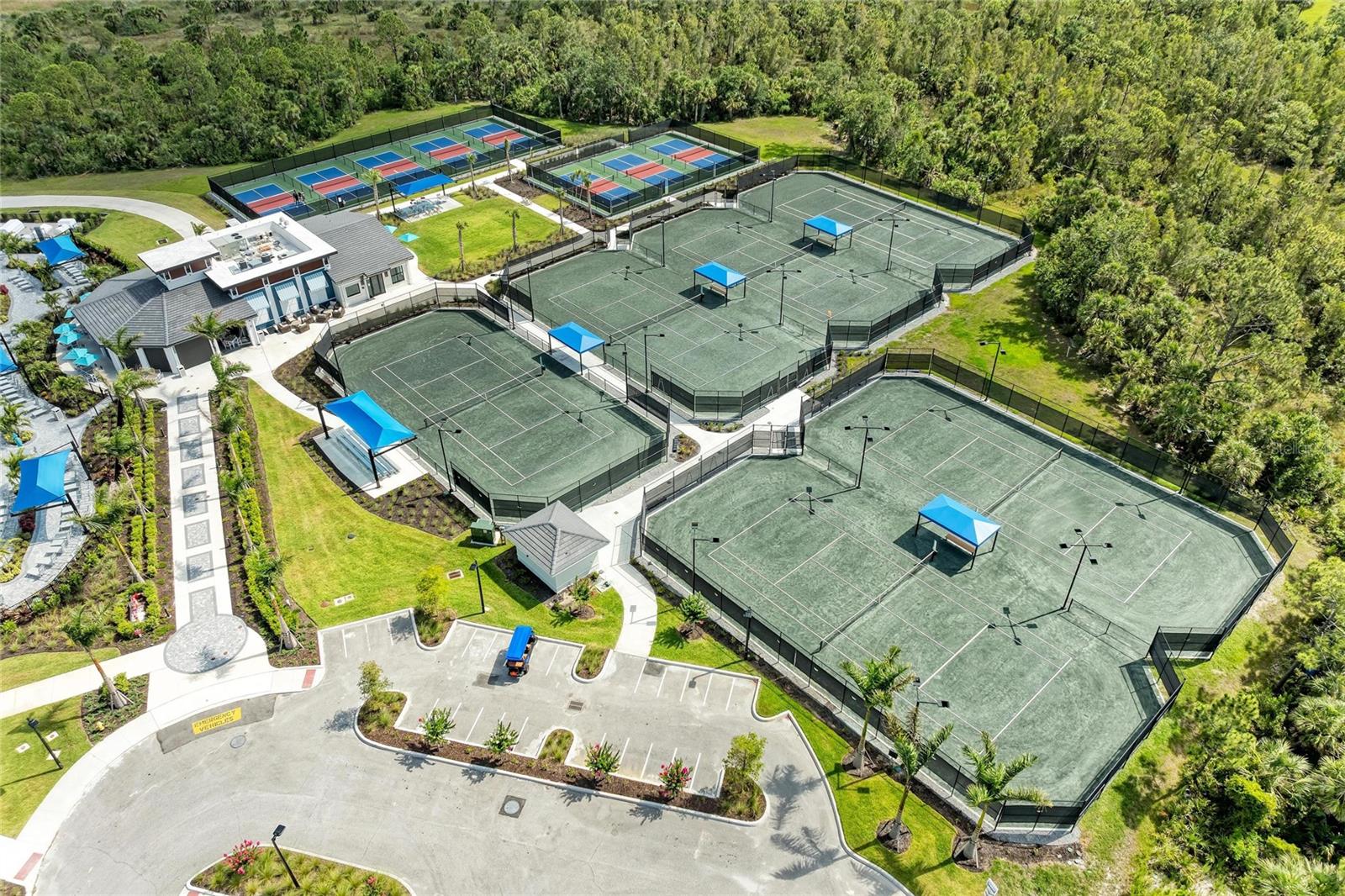 WELLEN PK GOLF & COUNTRY CLUB - Residential