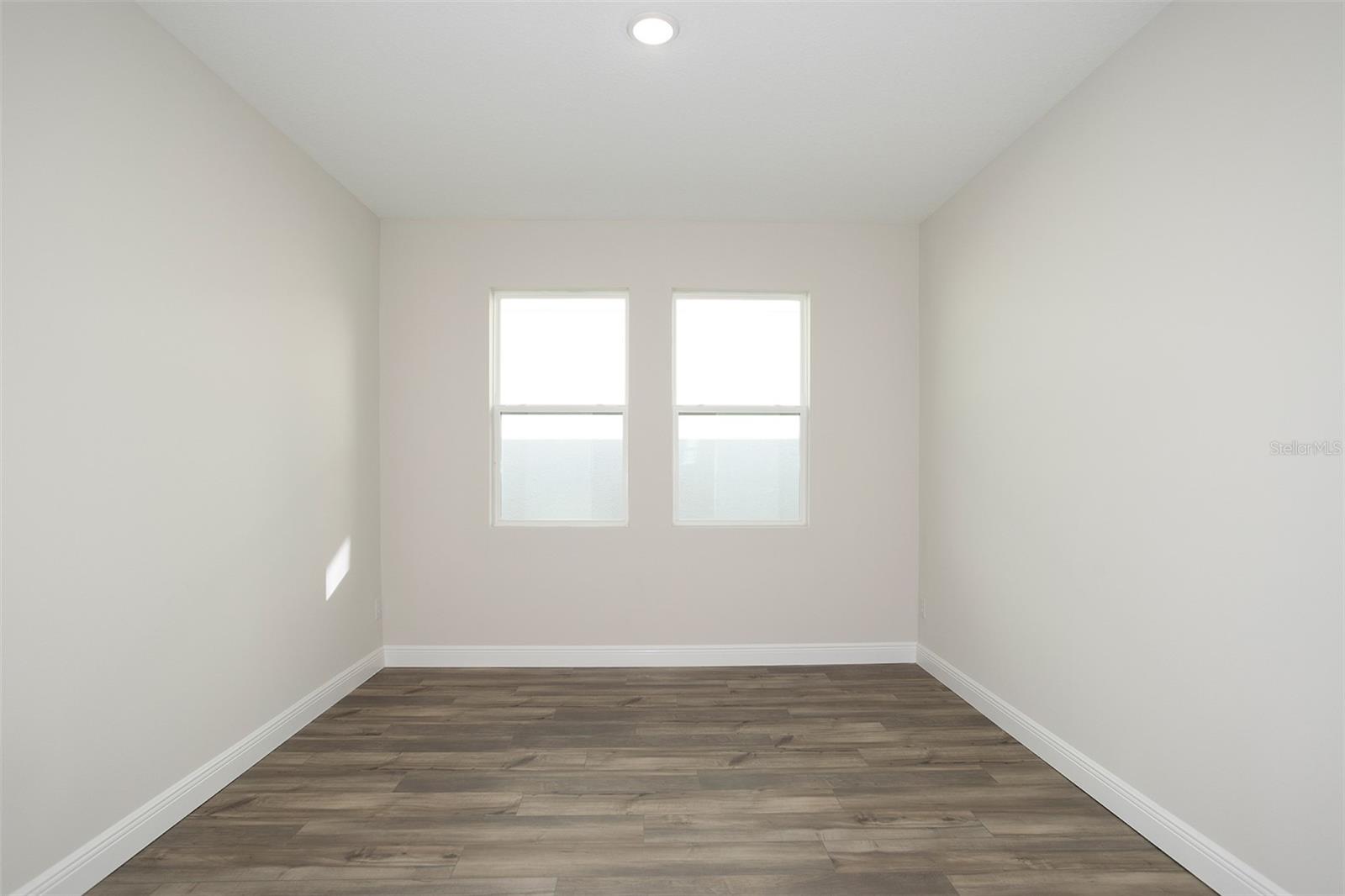PASADENA WOODS - Residential