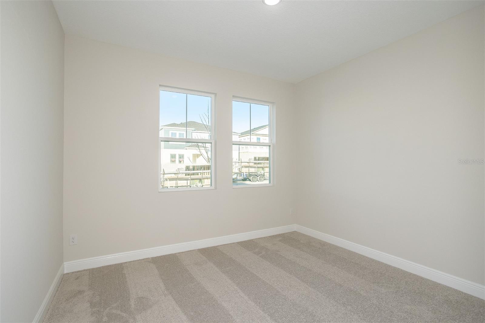 PASADENA WOODS - Residential