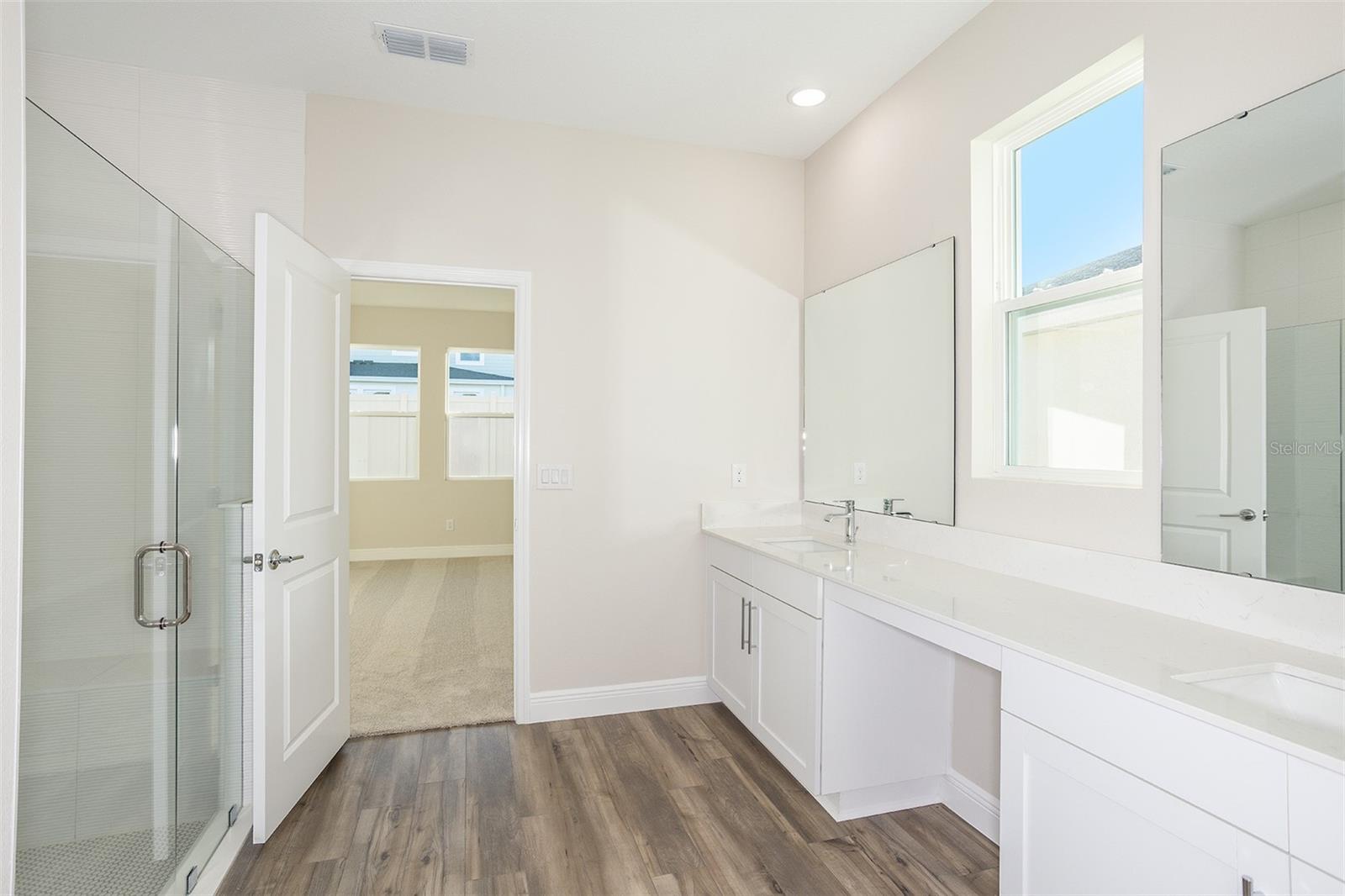 PASADENA WOODS - Residential