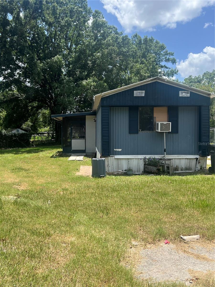 ROBINSON PINES - Residential