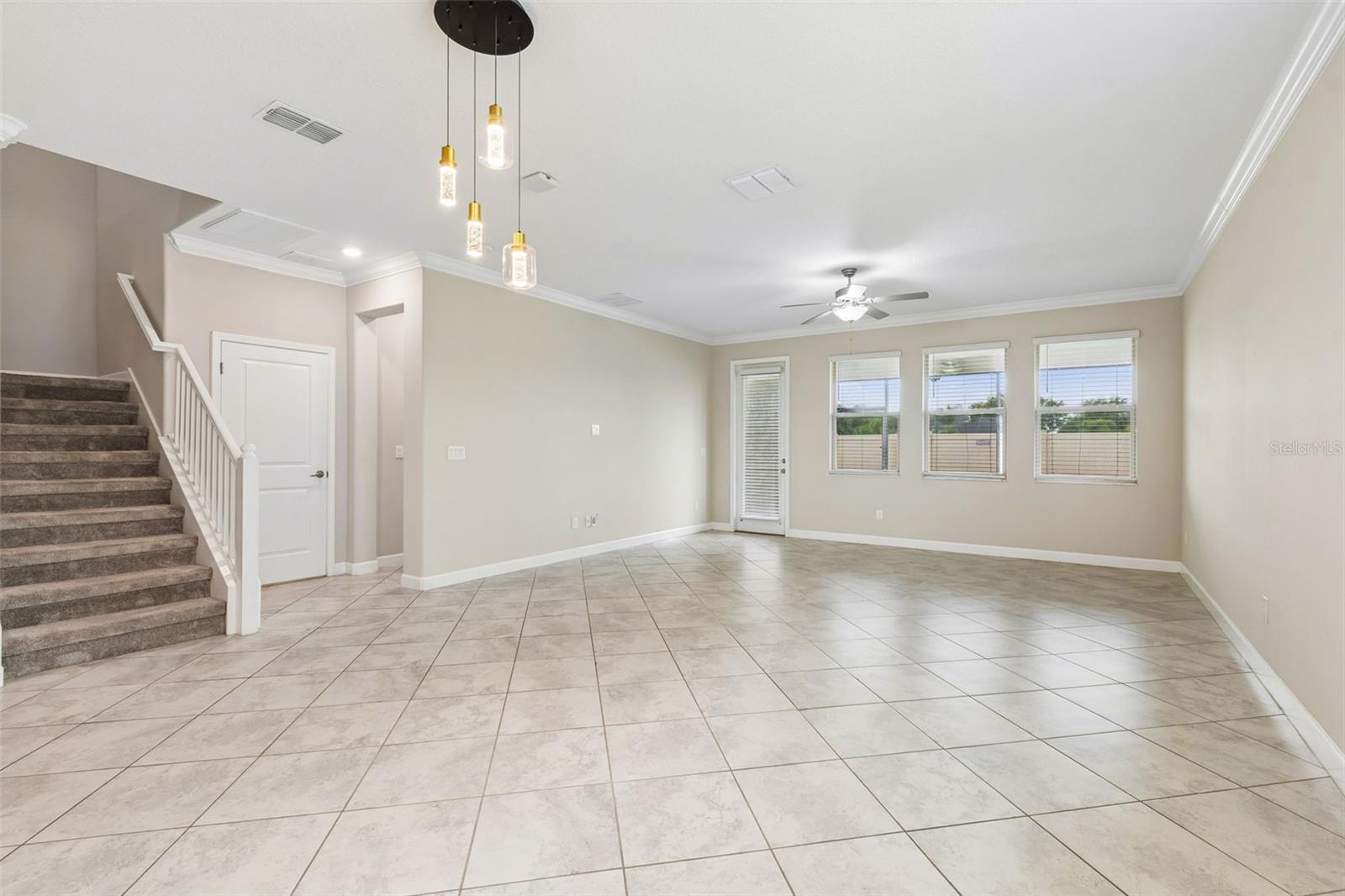 BRIARWINDS - Residential Lease