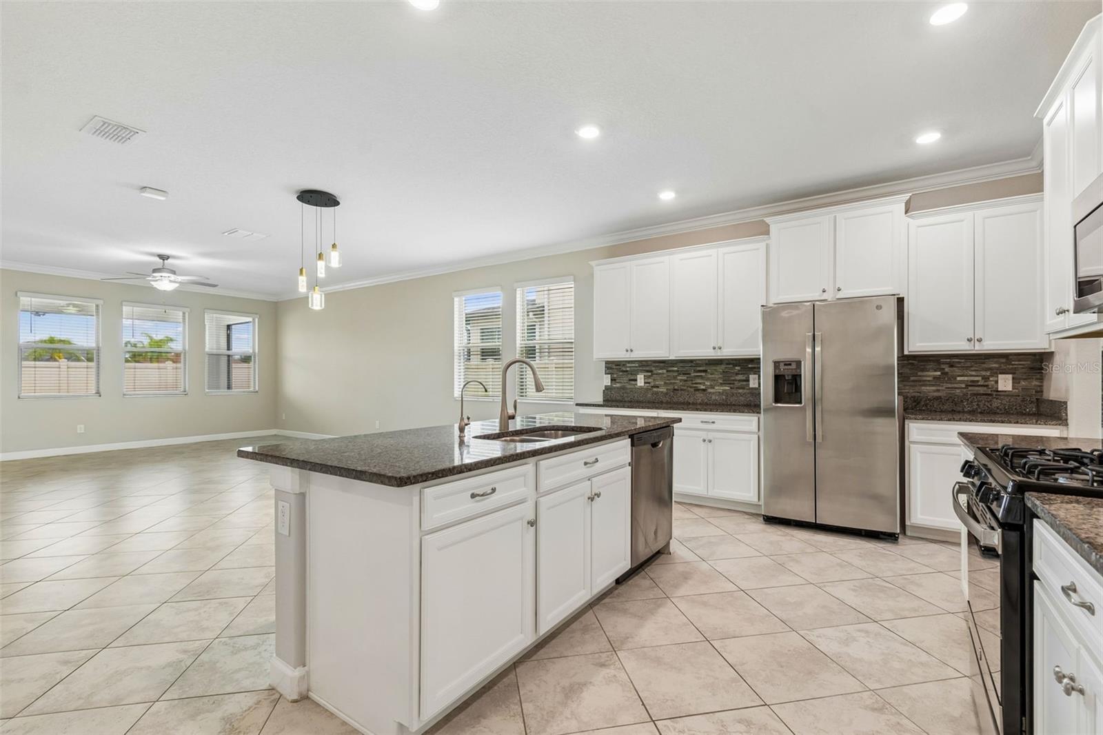 BRIARWINDS - Residential Lease