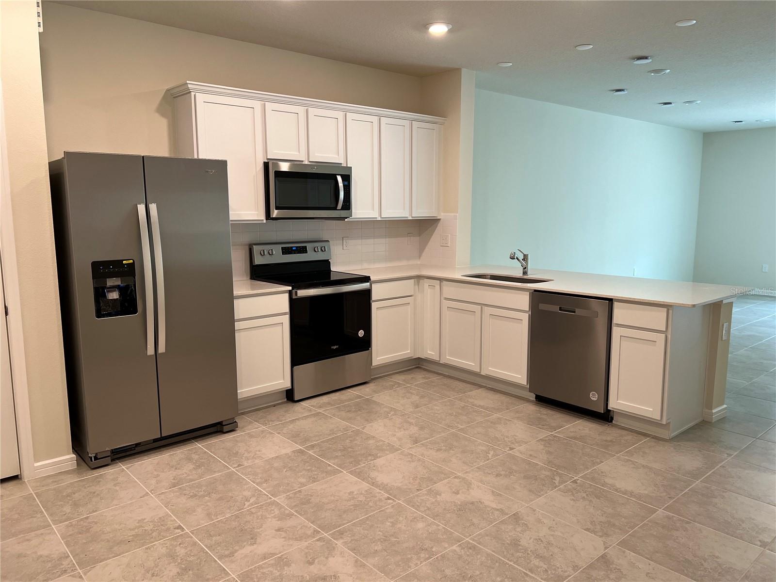 BELLE HAVEN PH 1 - Residential Lease