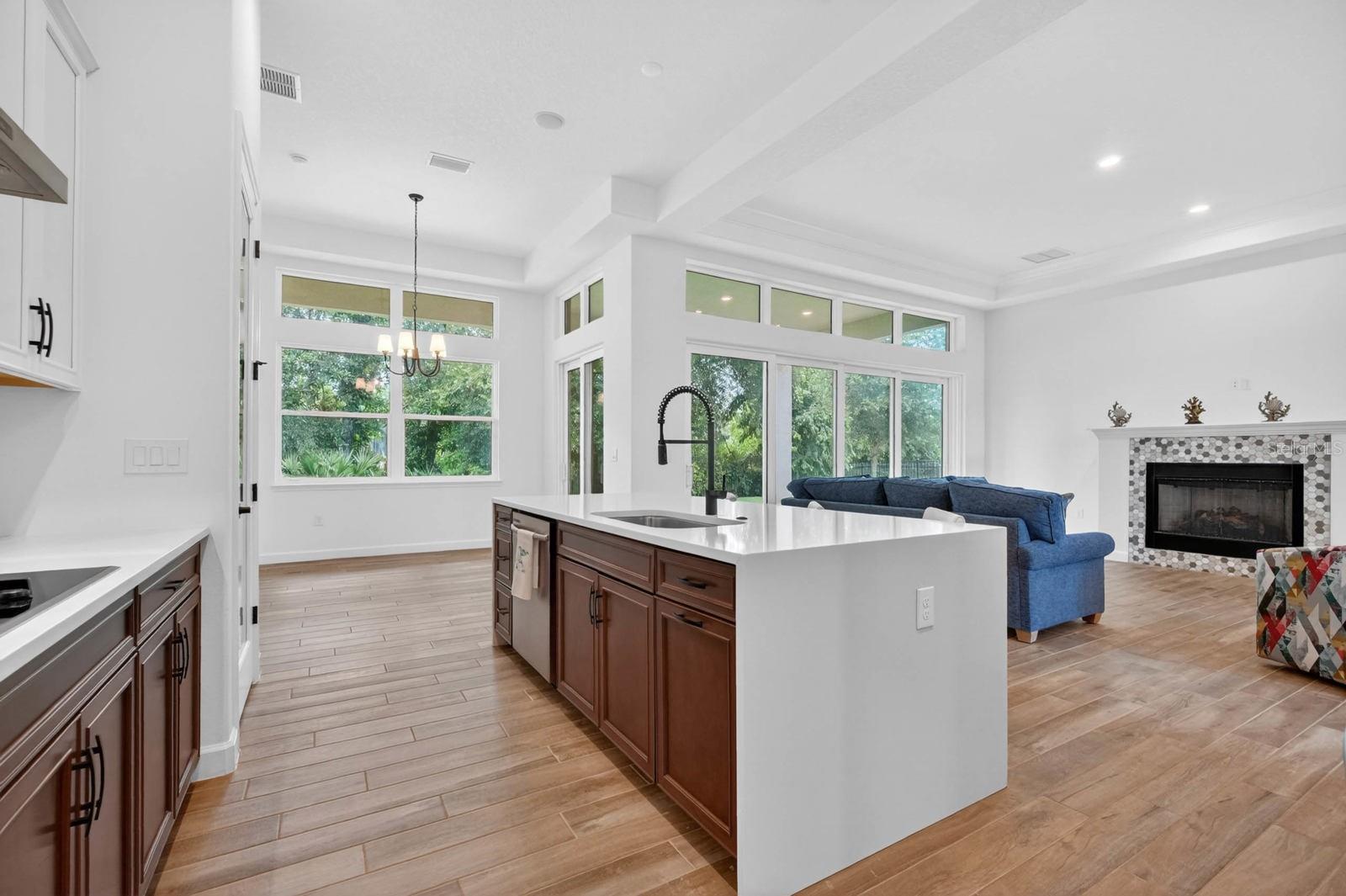 HIDDEN LAKES WATER OAKS SUB PH 2 - Residential