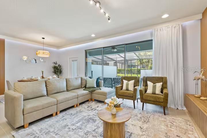 WINDSOR AT WESTSIDE PH 3 - Residential