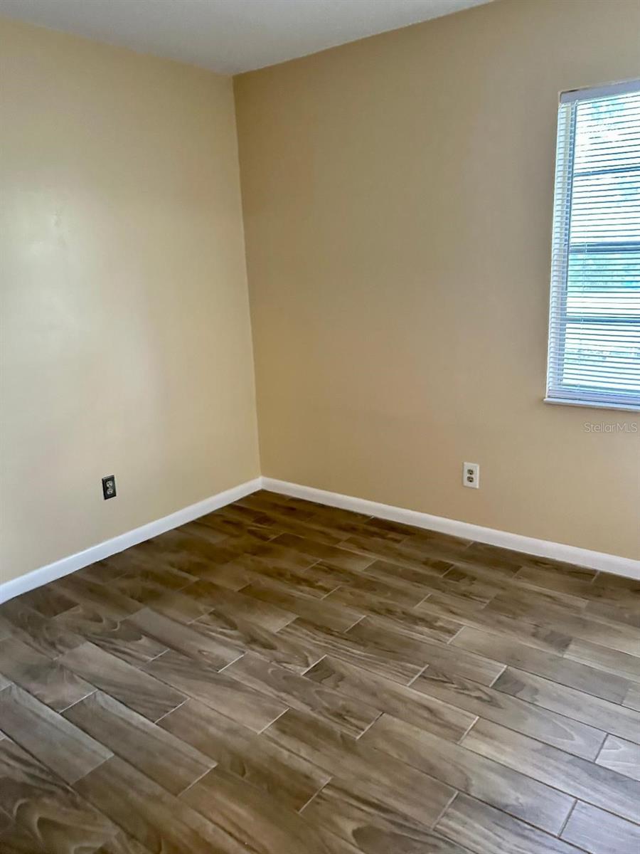 SULPHUR SPGS ADD - Residential Lease