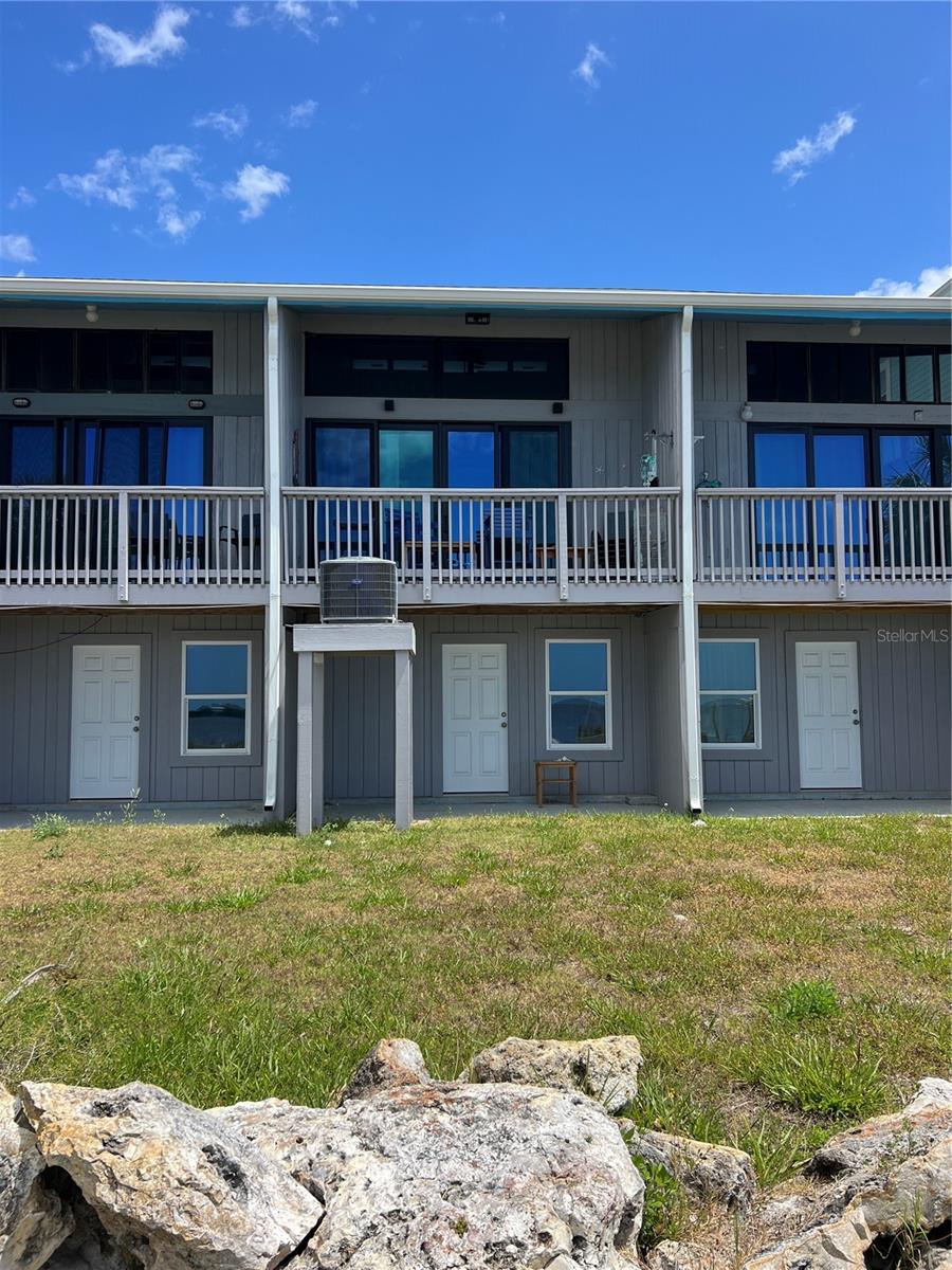 TRES PALMAS CONDO - Residential