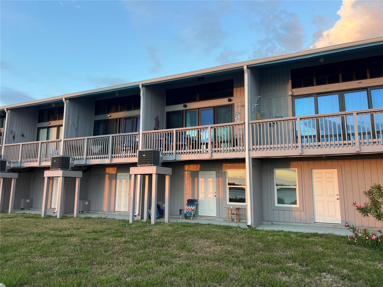 TRES PALMAS CONDO - Residential