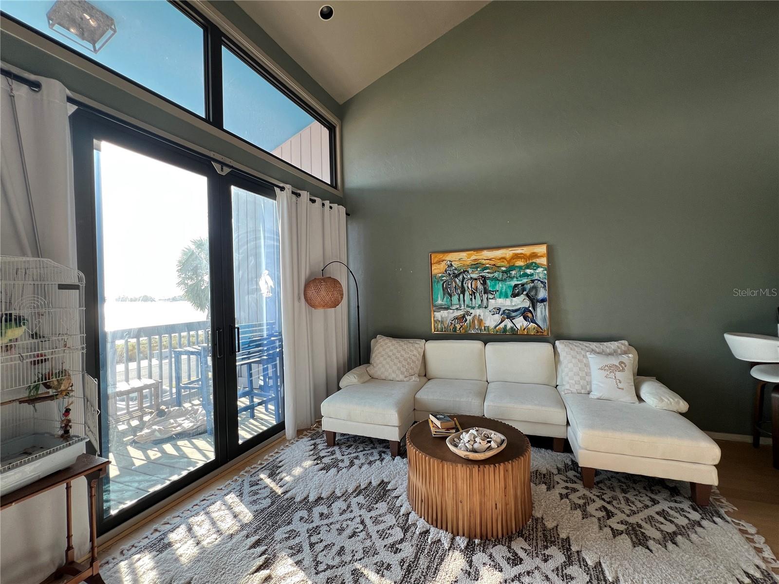 TRES PALMAS CONDO - Residential