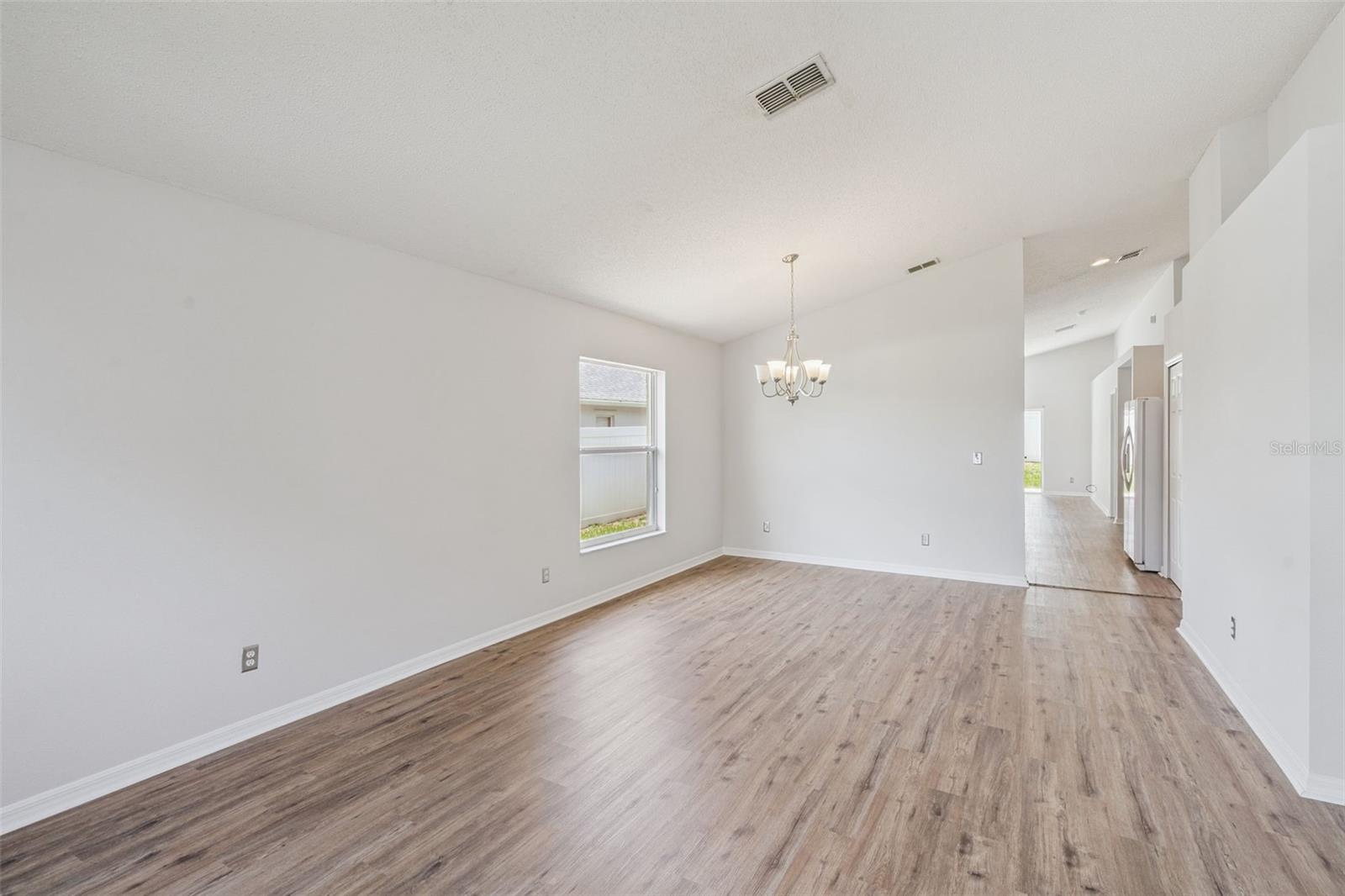 ESTATES LAKE ST CHARLES PH 02 - Residential Lease