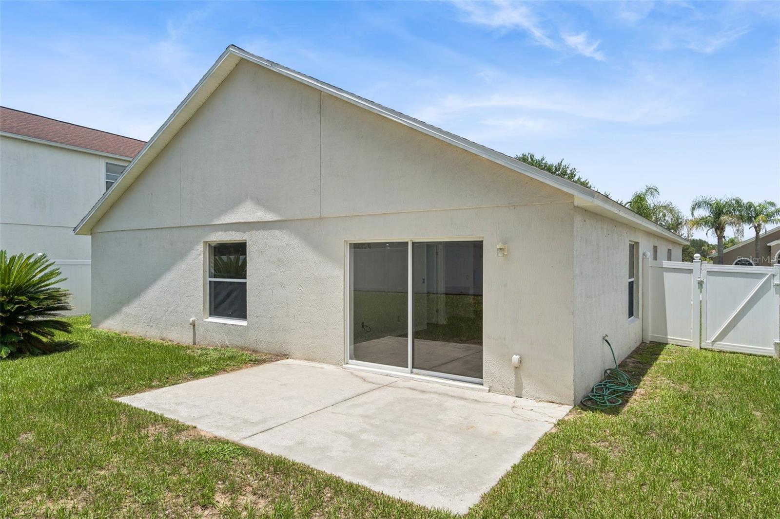 ESTATES LAKE ST CHARLES PH 02 - Residential Lease