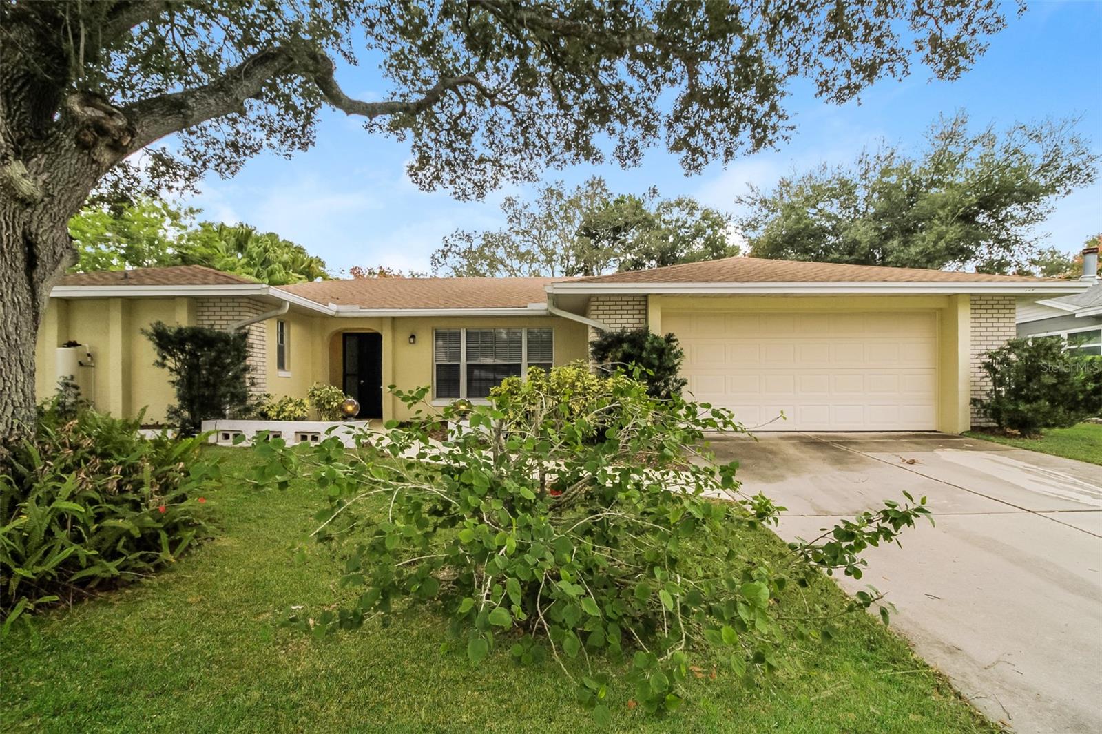 SPRING OAKS UNIT 3 - Residential