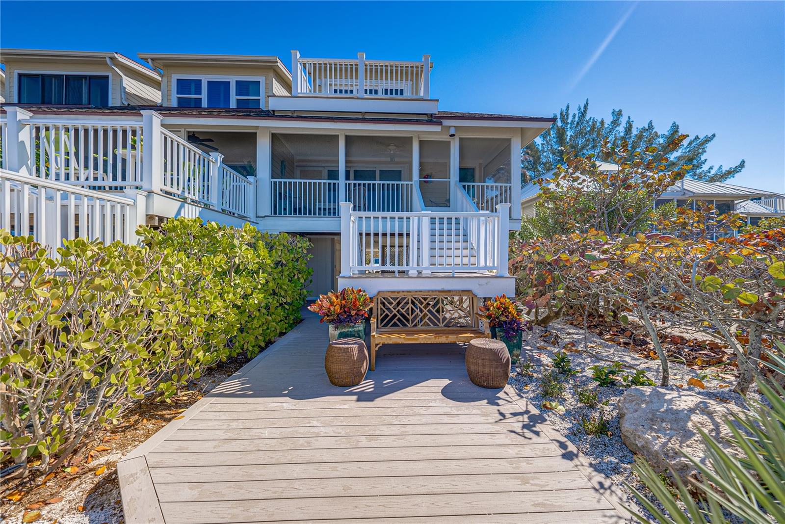 SEAGRAPE COLONY - Residential