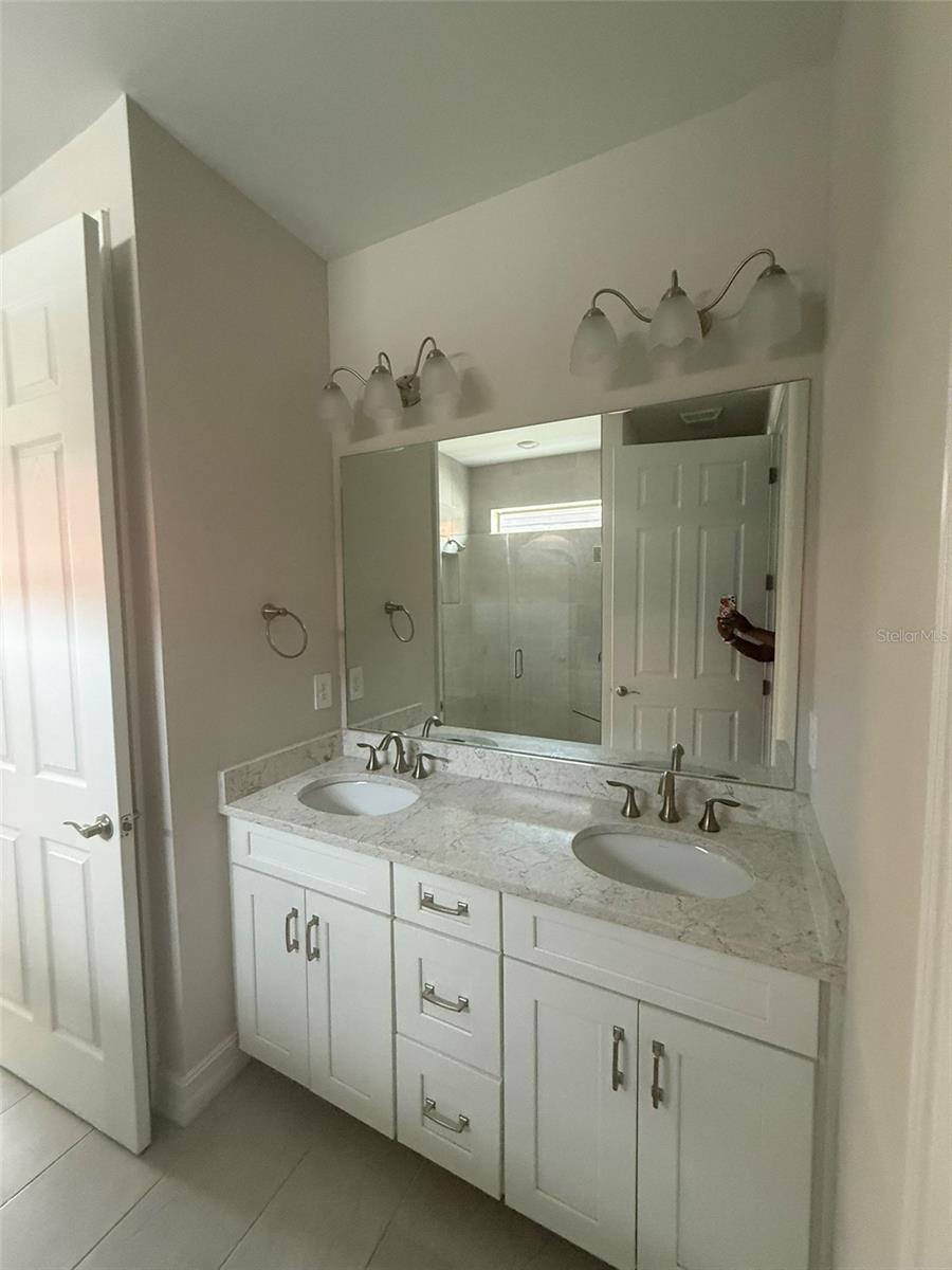 TOSCANA ISLES PH 6 UN 2 - Residential