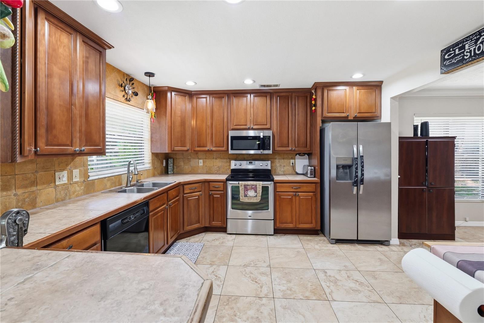 LAKE PADGETT PINES - Residential
