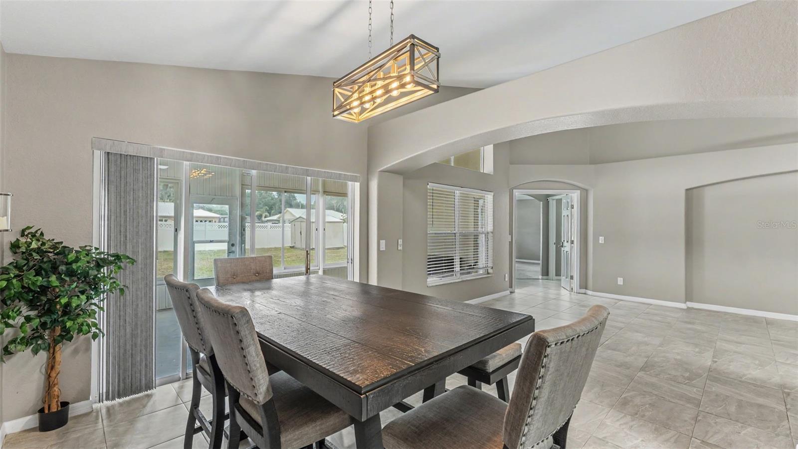 HIGH POINTE NORTH - Residential