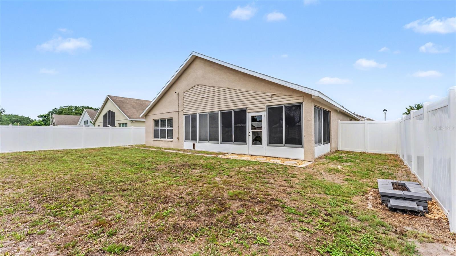 HIGH POINTE NORTH - Residential