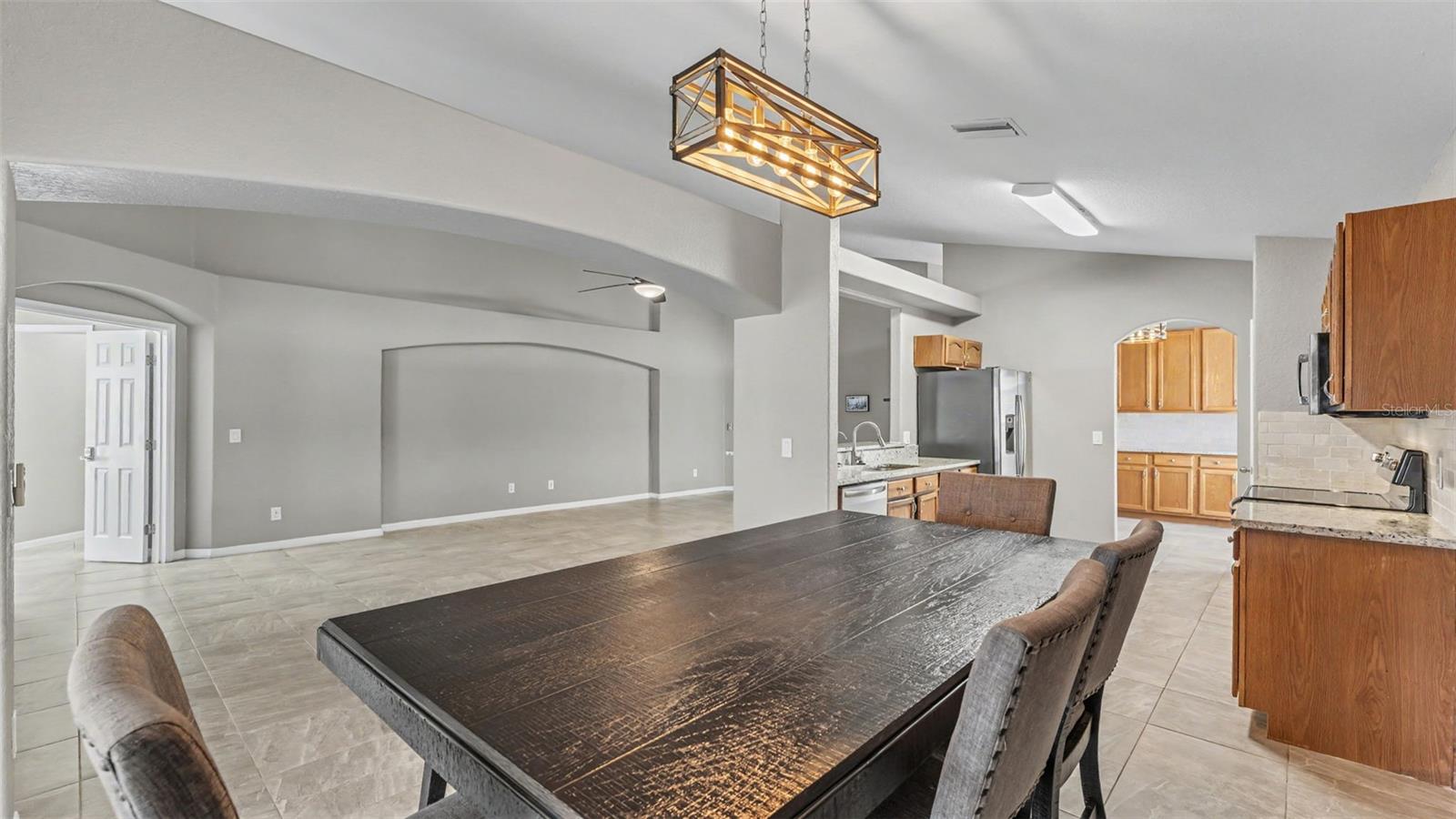 HIGH POINTE NORTH - Residential