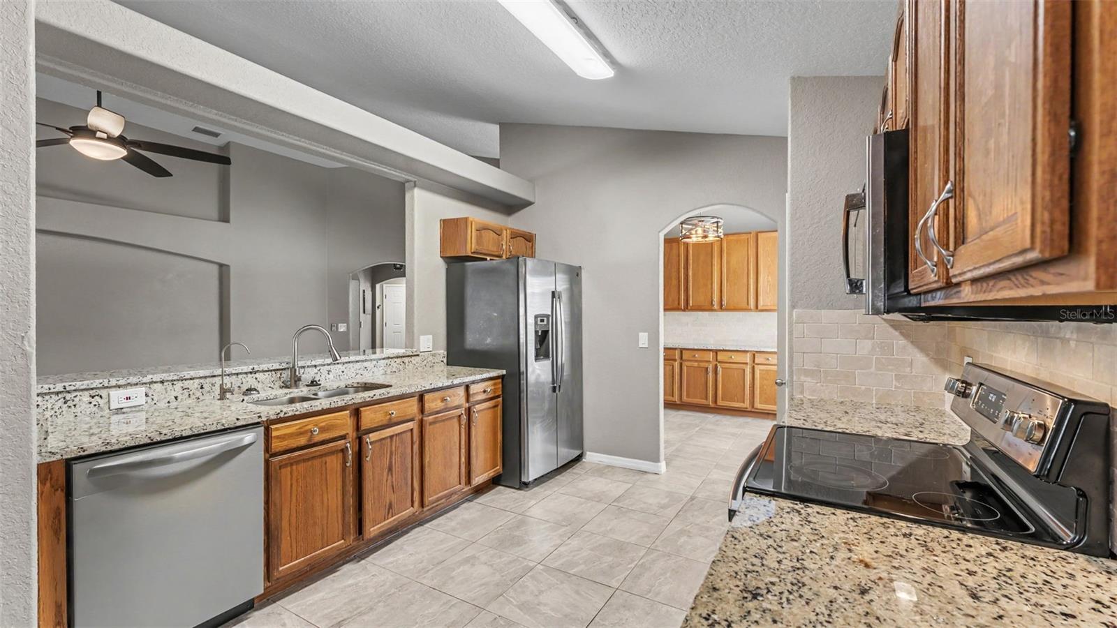 HIGH POINTE NORTH - Residential