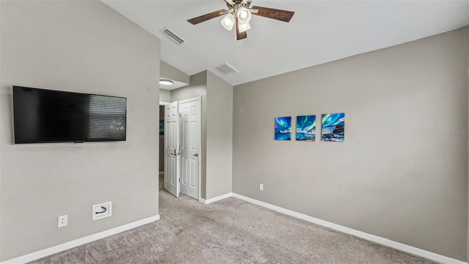 HIGH POINTE NORTH - Residential