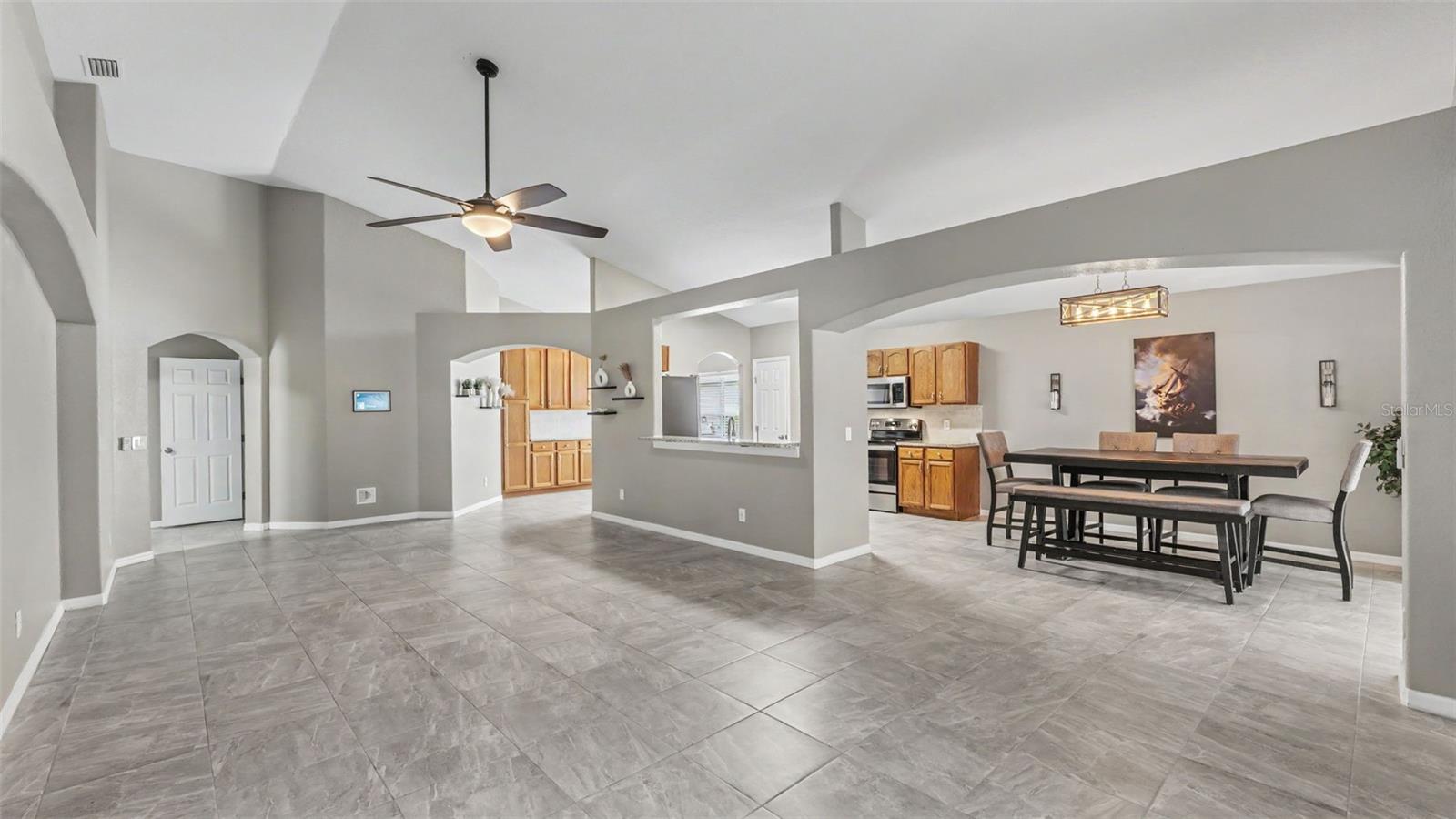 HIGH POINTE NORTH - Residential