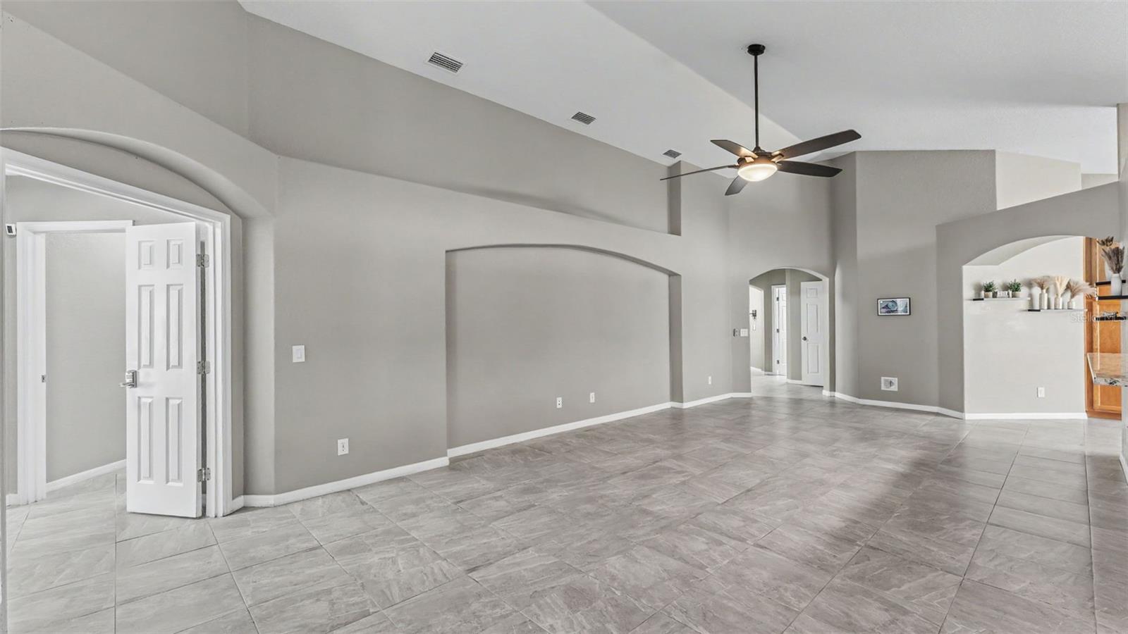 HIGH POINTE NORTH - Residential