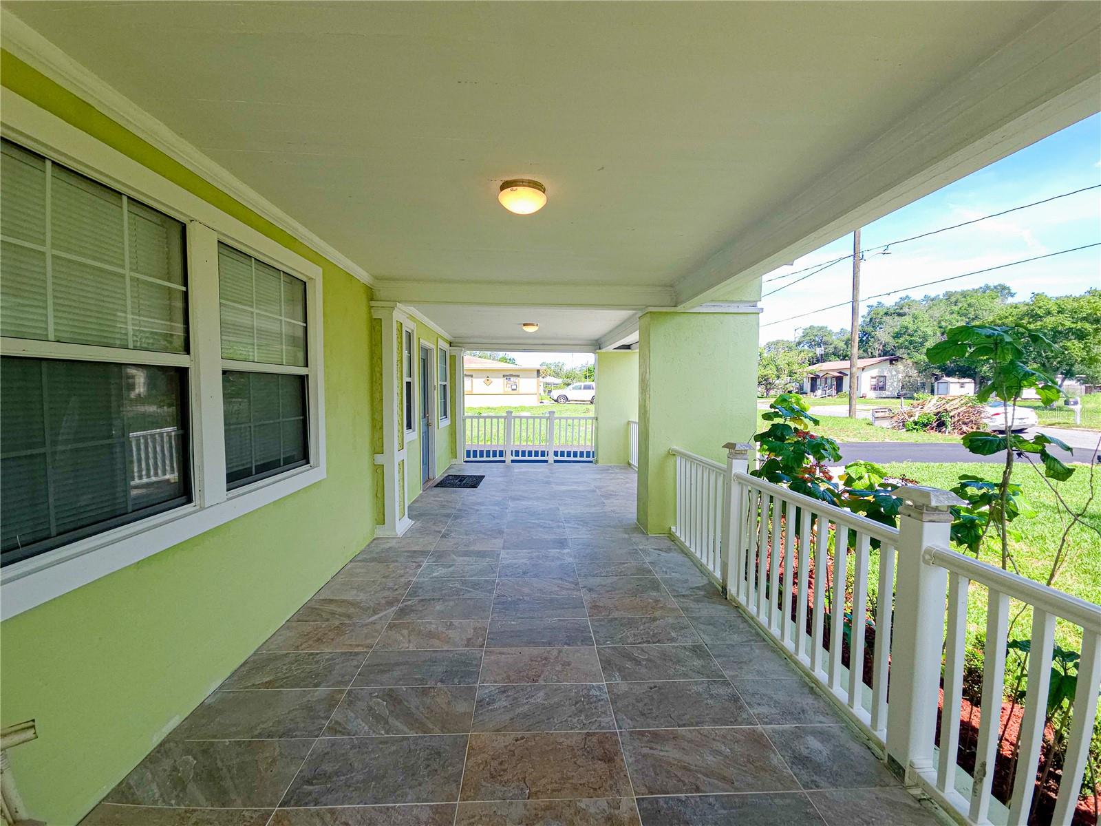 GOLDEN AGE VILLAS - Residential