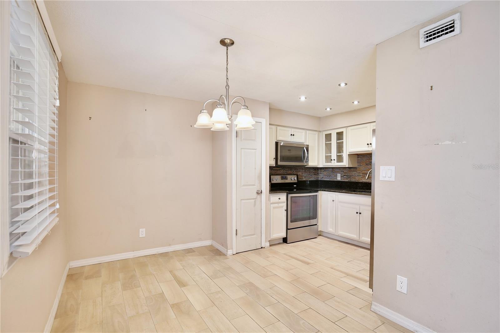 LAKE HOWELL ARMS CONDO - Residential