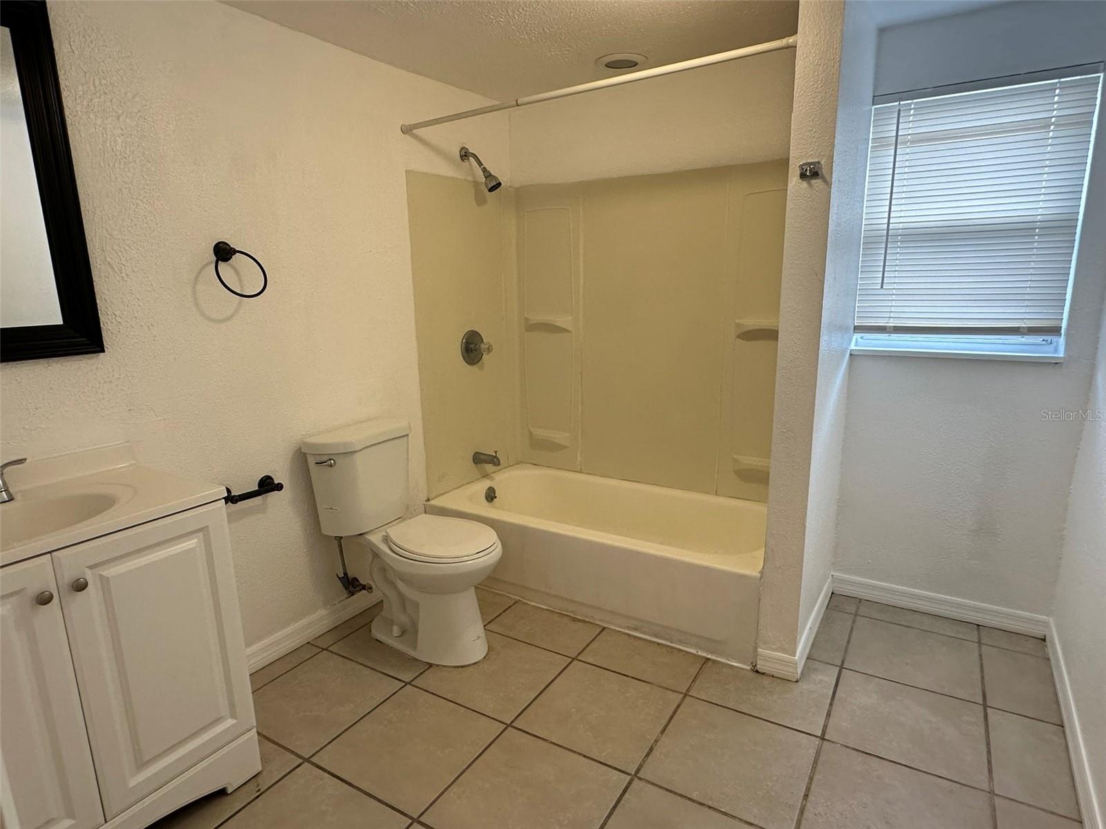 WASHINGTON TERRACE - Residential Lease
