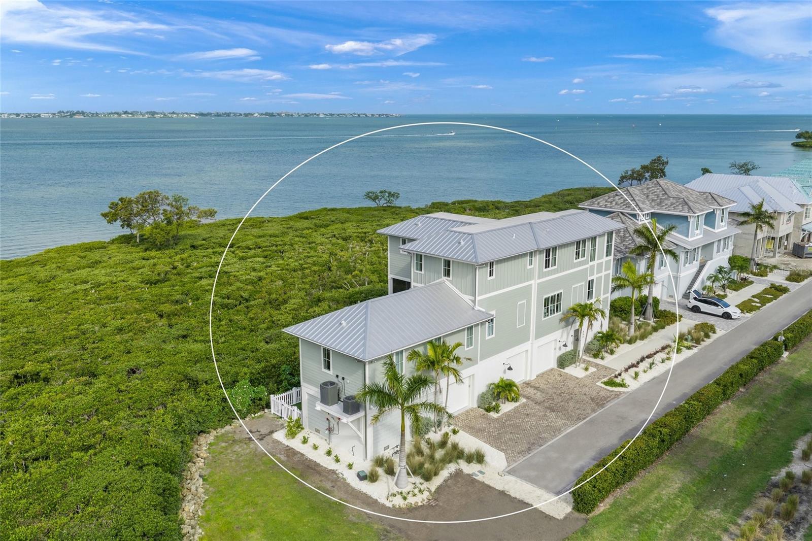 HARBOR SOUND - Residential