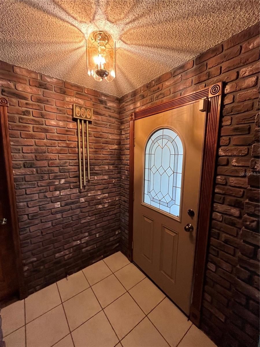 FOUR WINDS ESTATES UNIT 4 - Residential