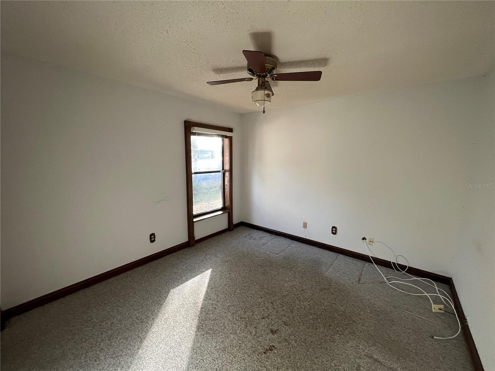 FOUR WINDS ESTATES UNIT 4 - Residential