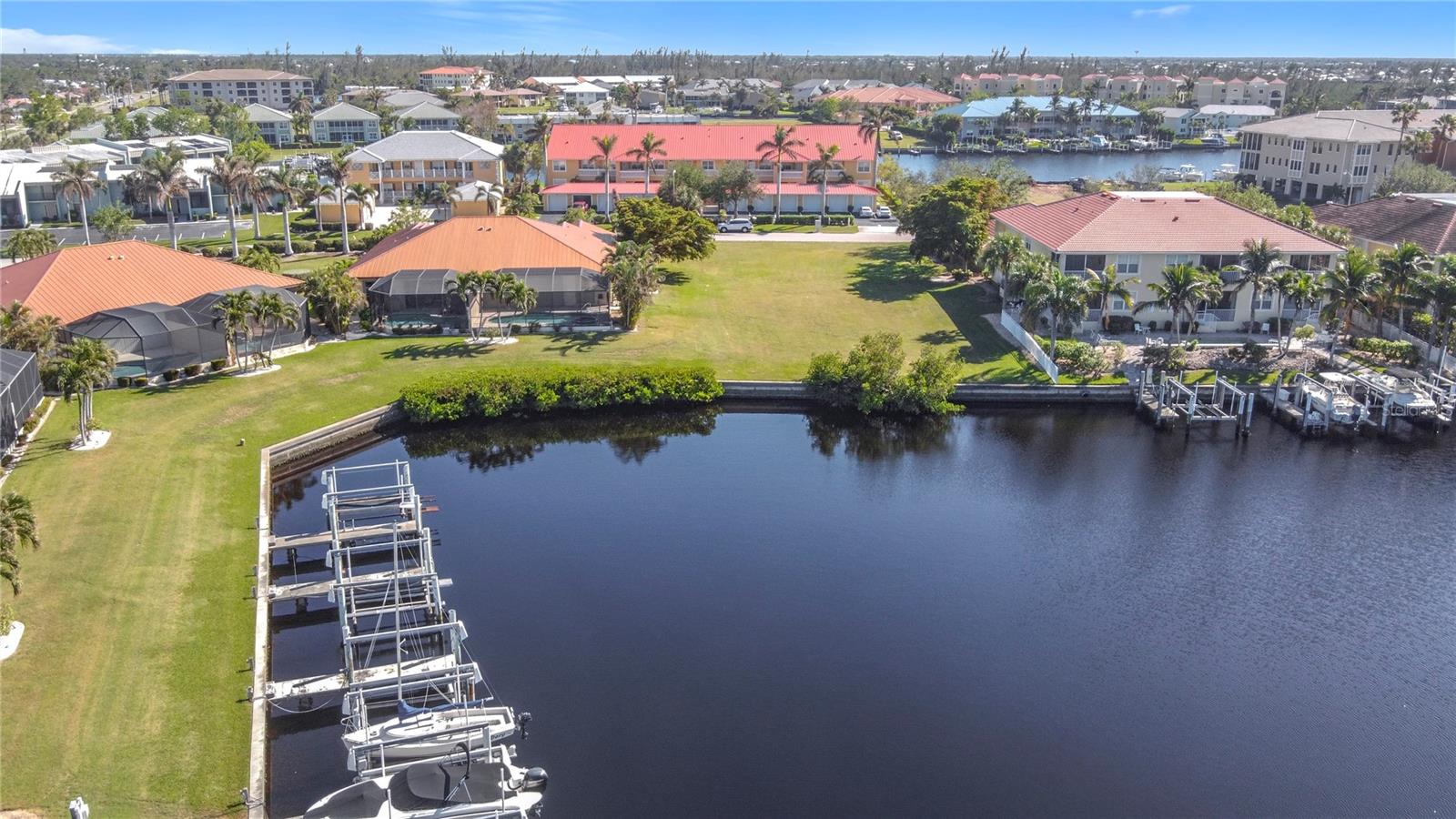 PUNTA GORDA ISLES SEC 14 - Land