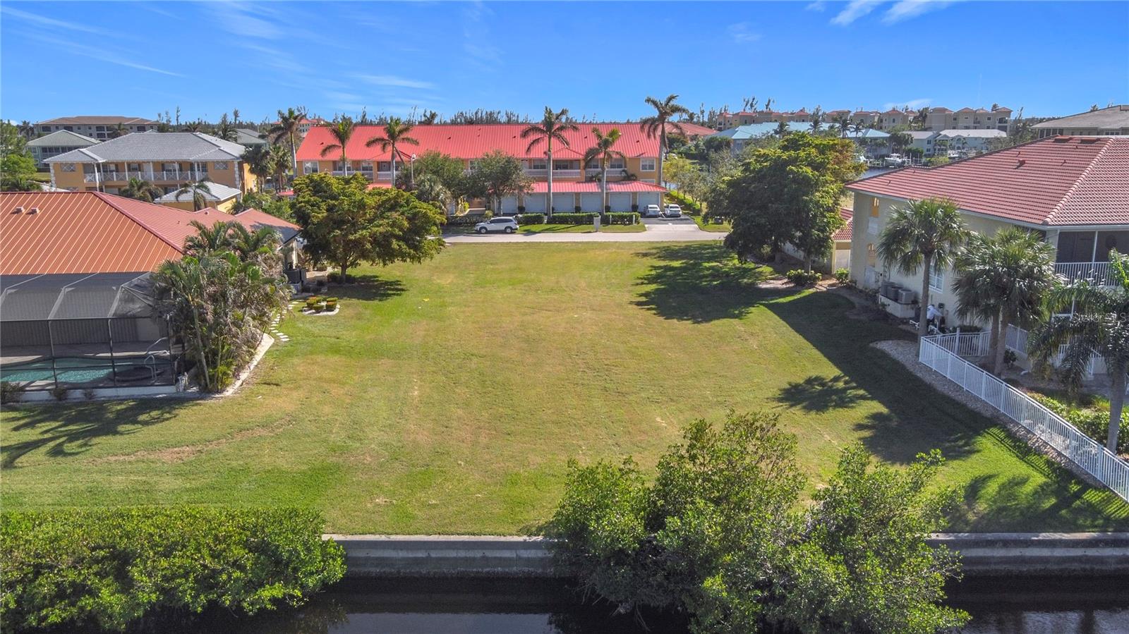 PUNTA GORDA ISLES SEC 14 - Land